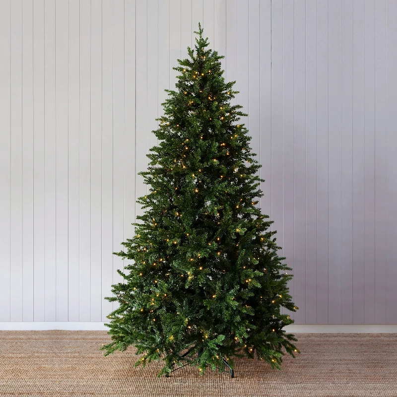 8 Ft Evergreen Green Tree - 560 Led